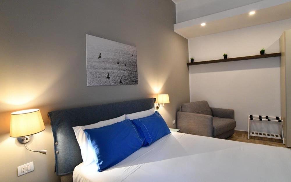 Il Picchio Di Chiaia Hotel Napoli Ngoại thất bức ảnh